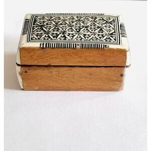 Vintage Egyptian Handcrafted Wood Trinket Box w/ Mother-of-pearl details
